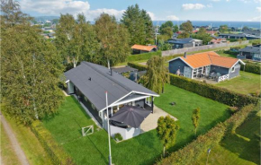 3 Bedroom Beautiful Home In Juelsminde